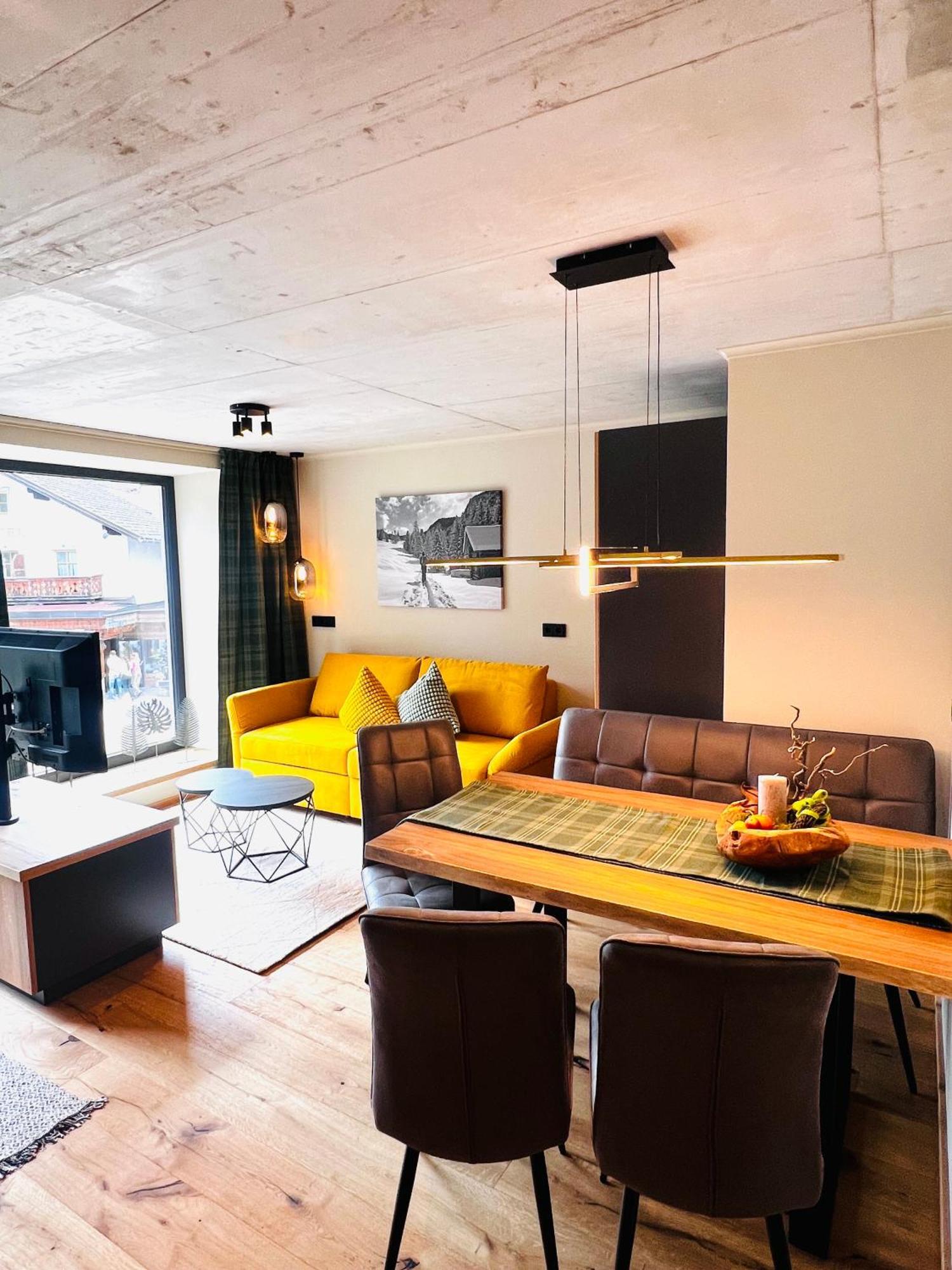 Hoisler'S Appartements Ehrwald Eksteriør bilde